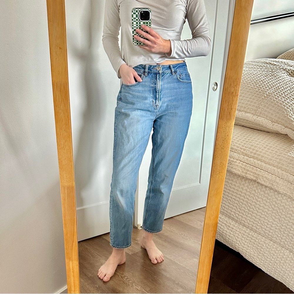 American Eagle Outfitters Light Blue Straight Leg Jeans